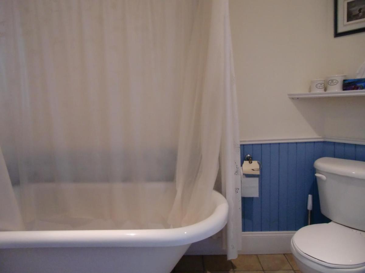 Auberge De Lotbiniere Bed & Breakfast Ngoại thất bức ảnh